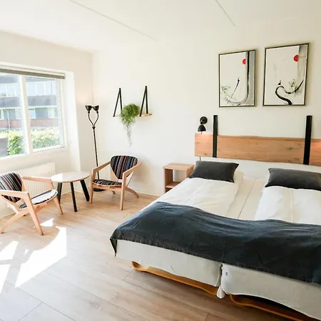 斯托科罗维森贝耶格酒店 3* 维森比约