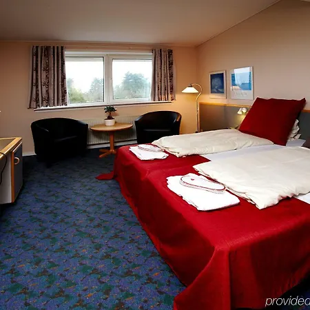 Storkro Mini-hôtel 3*